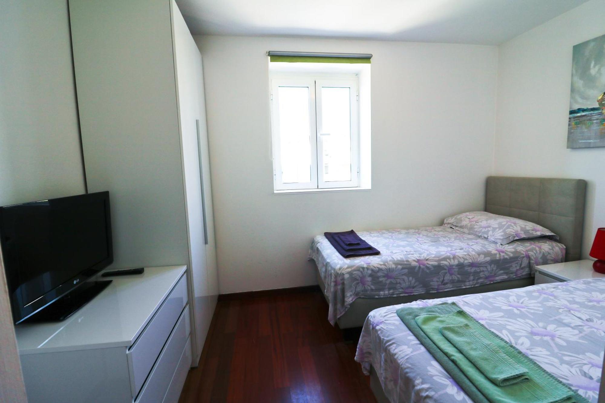 Apartments And Rooms Tudor Split Bagian luar foto